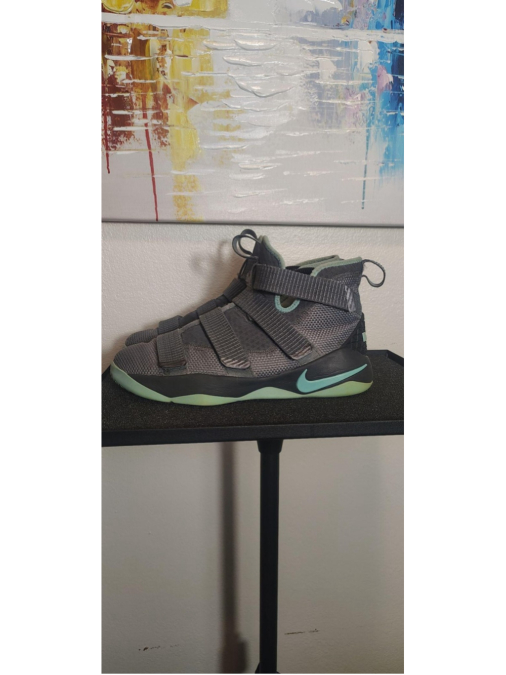 Nike LeBron Soldier 11 Shoes Youth Size 7Y Gray Mint Strap Basketball Sneakers